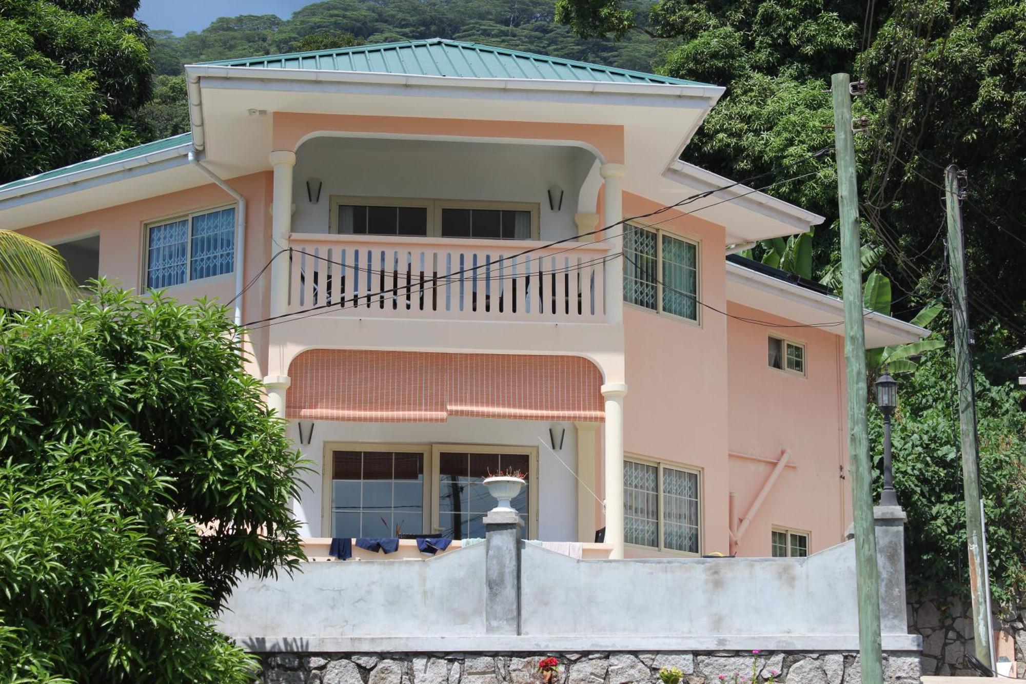 Korrine's Cottage Beau Vallon  Exteriör bild