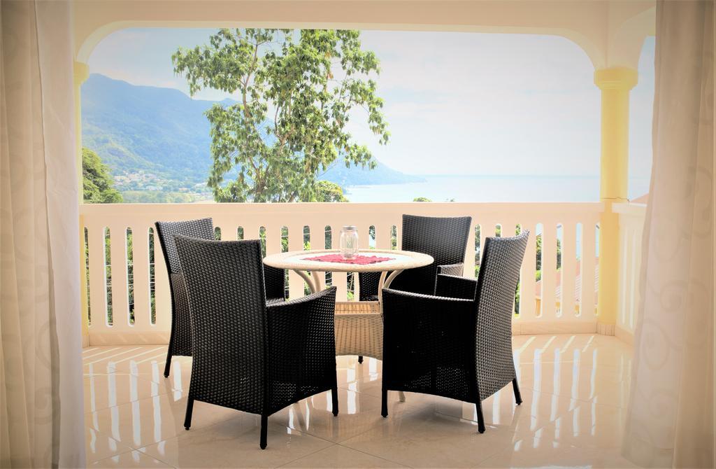 Korrine's Cottage Beau Vallon  Exteriör bild